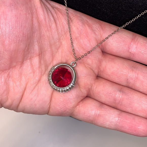 Red Necklace - Picture 7 of 8